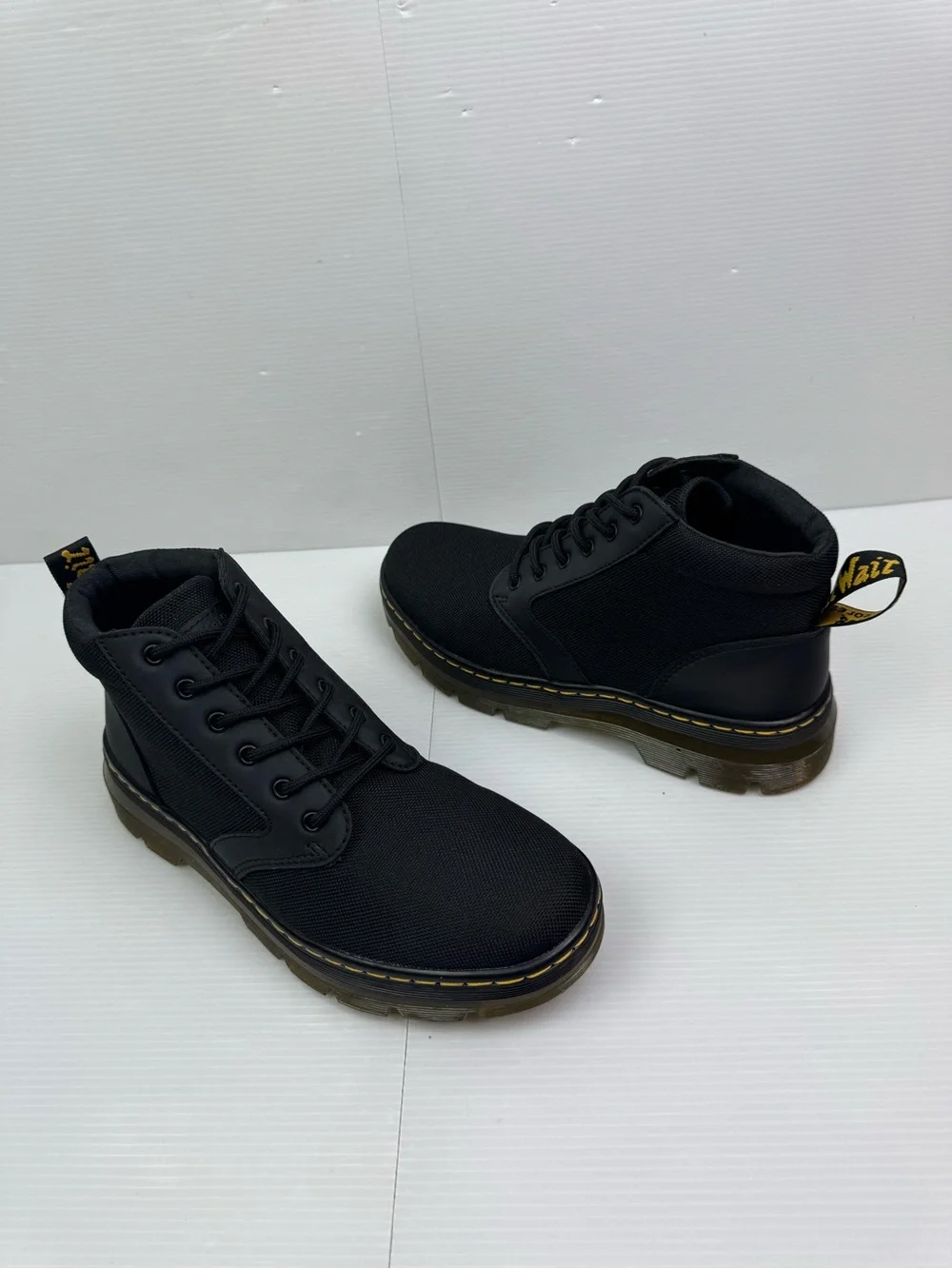 Dr. Doc Martens Bonny Air Wair Boots Unisex US Men 8 Women 9 Black Nylon Canvas